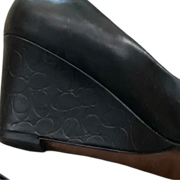 Coach Signature Wedge Peep-Toe Shoes monogram 
Size: 8 Black EUC - Picture 3 of 14